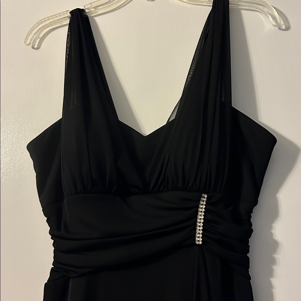 Betsy & Adam Elegant Black Evening Dress with Rhinestone Accent